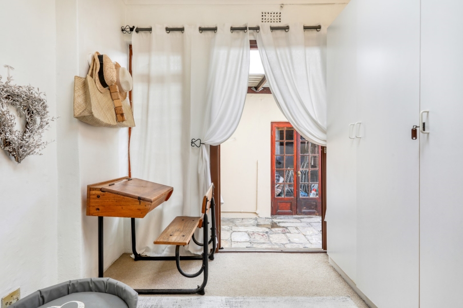 3 Bedroom Property for Sale in Kenilworth Upper Western Cape